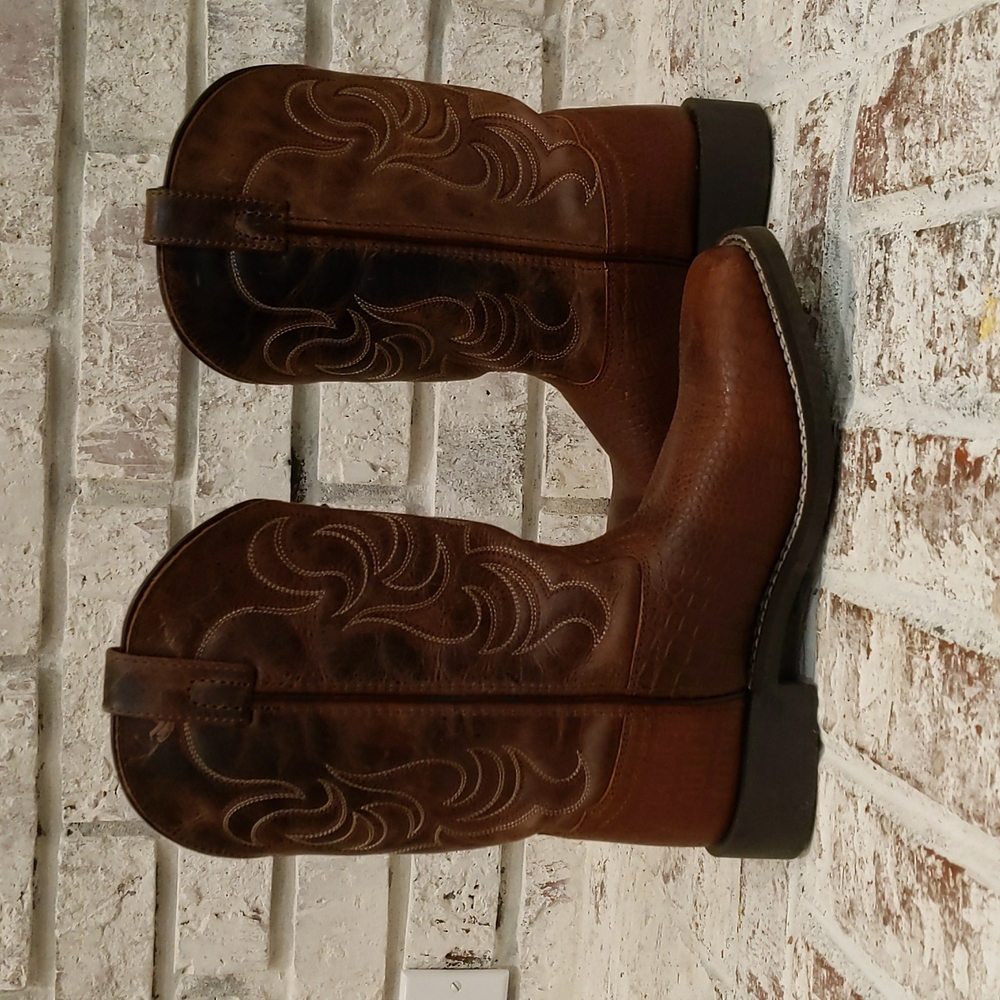 New with tags! Brown Smoky Mountain boots boys size 4.5 medium